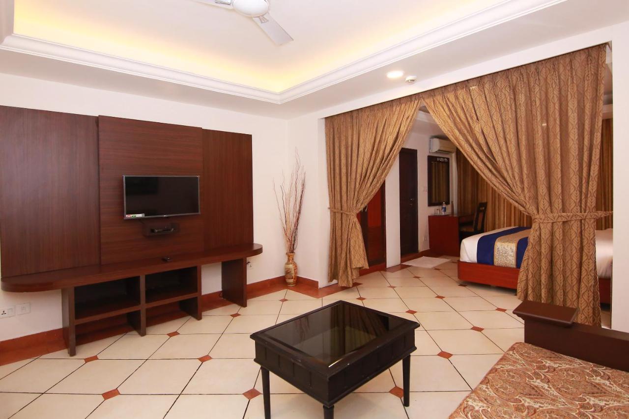 فندق أجنحة أوربان هاوس إيمرالد Kochi المظهر الخارجي الصورة