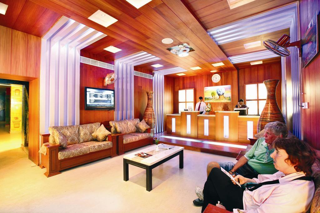 فندق أجنحة أوربان هاوس إيمرالد Kochi المظهر الخارجي الصورة