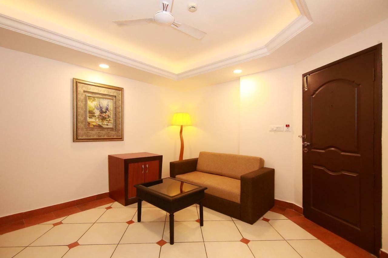 فندق أجنحة أوربان هاوس إيمرالد Kochi المظهر الخارجي الصورة